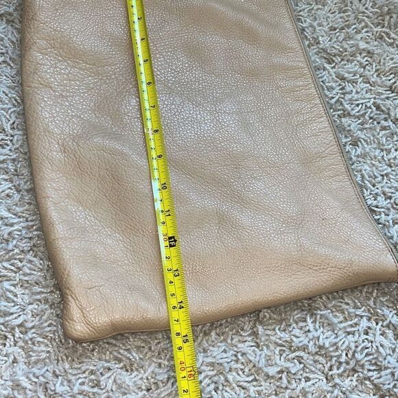 Bleecker beige leather cross body bag by COACH - Picture 14 of 16